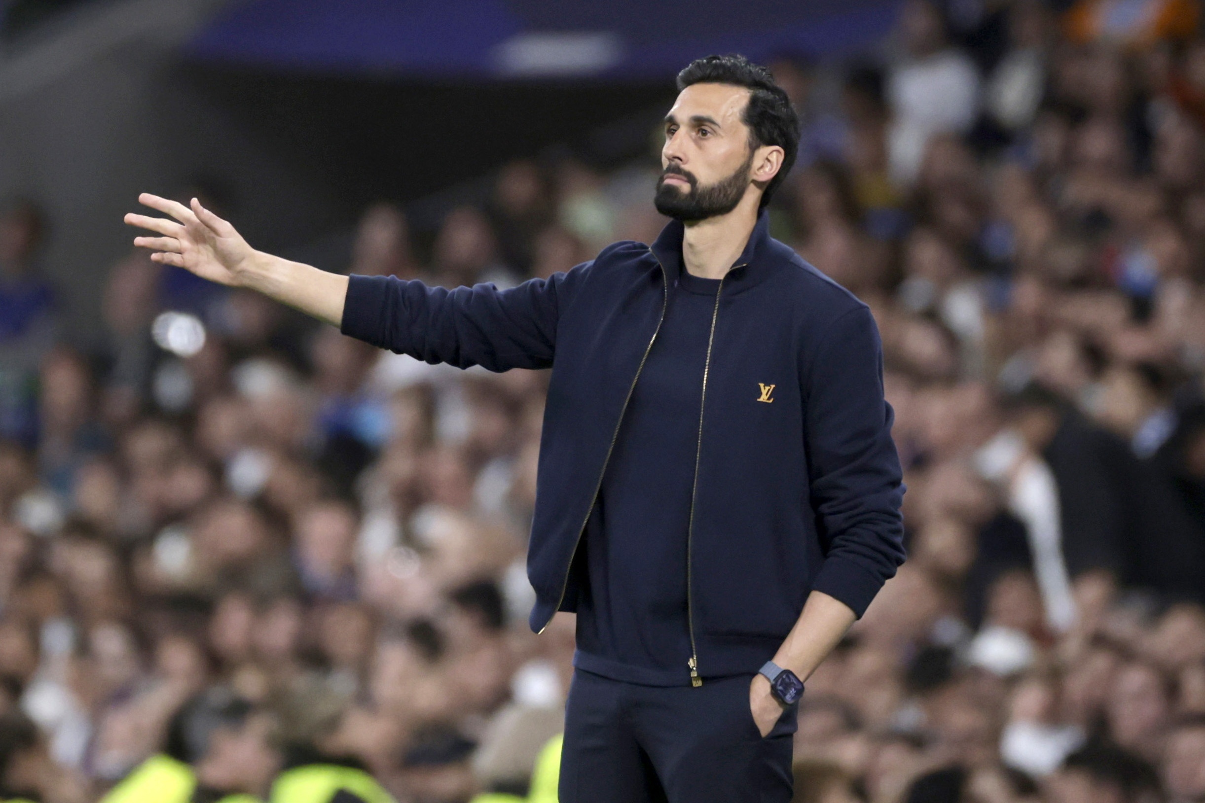 体育赛事-马卡：阿韦洛亚效应仅持续数周，皇马为巴萨列队的画面将挥之不去